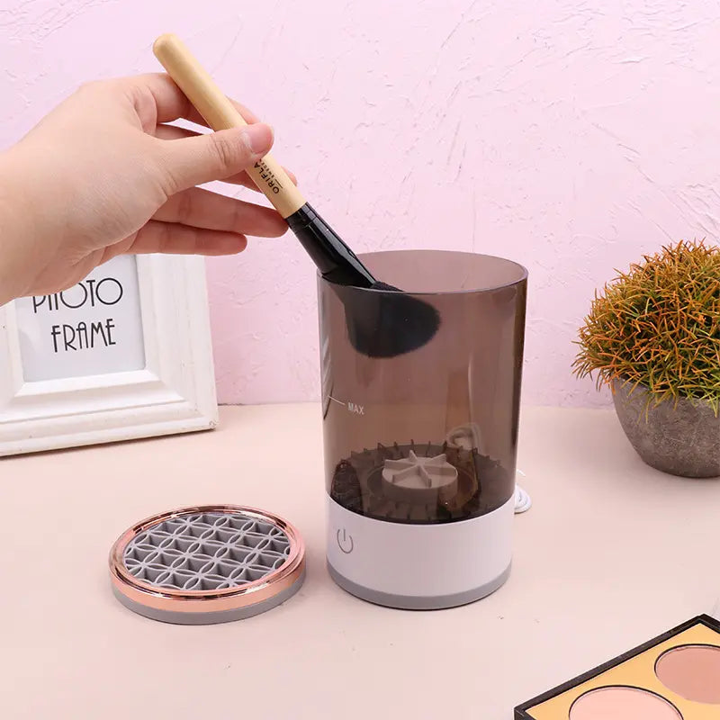 Rechargeable Makeup Brush Cleaner — Clean & Dry in Seconds - My Turn